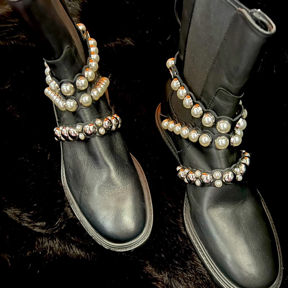 Black Zara Combat boot with classy pearl adornments. Sz39 (fits like an 8.5-9)